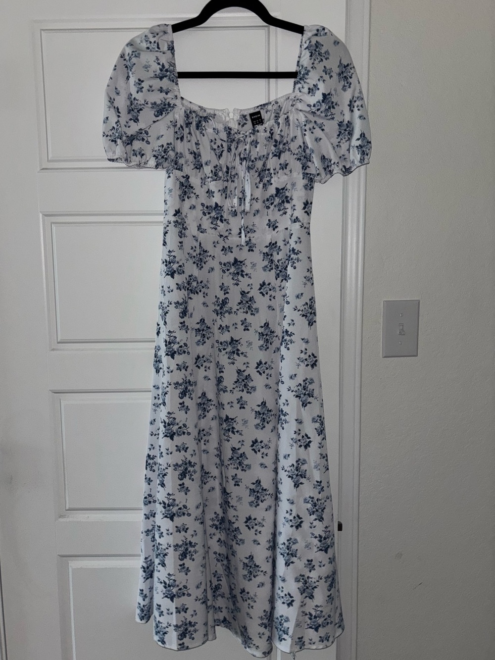 Shein Blue Floral Puff-Sleeve Midi Dress